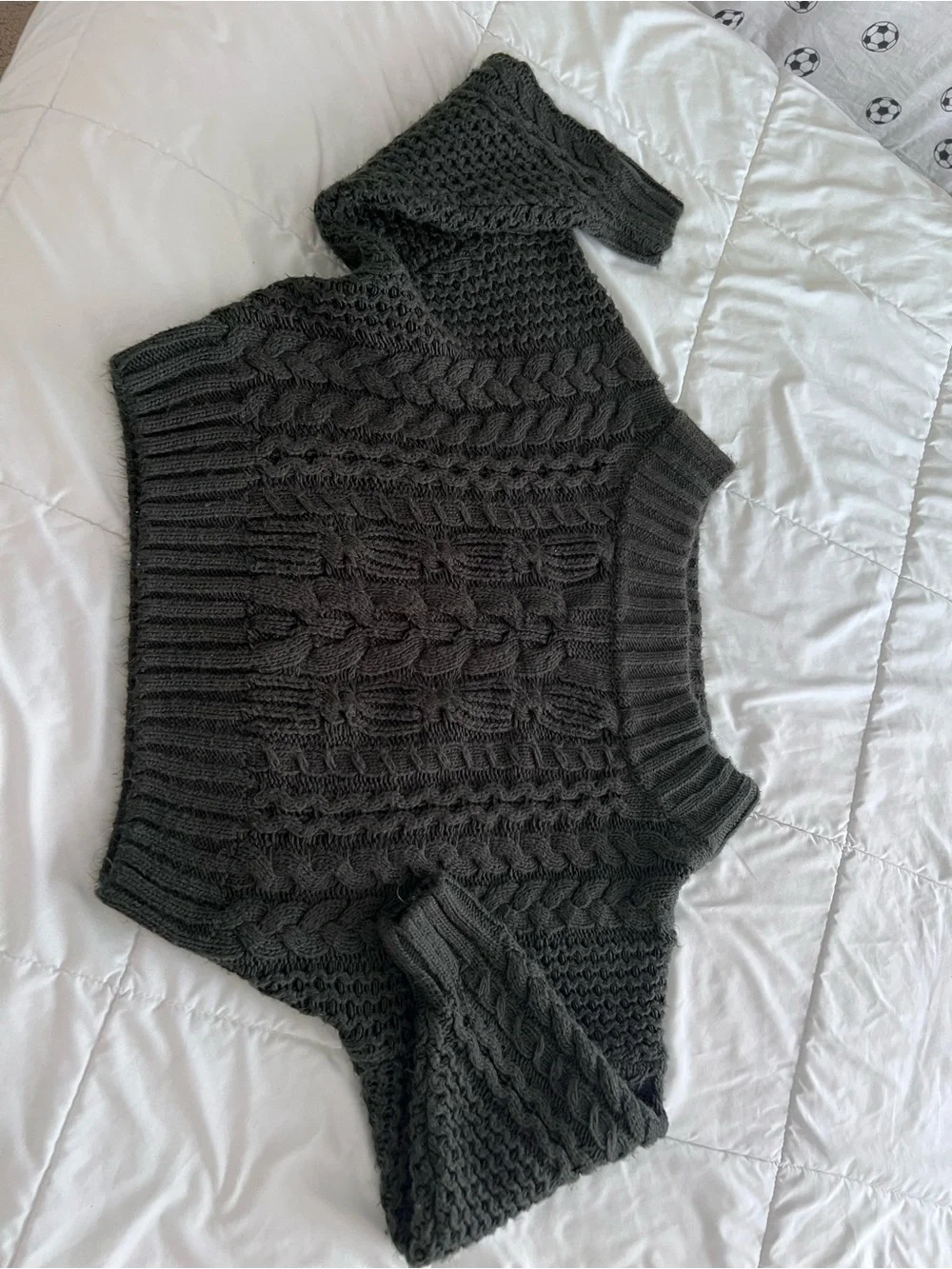 Anthropologie Melissa Off-the-Shoulder Cable Knit Sweater in Dark Olive size S